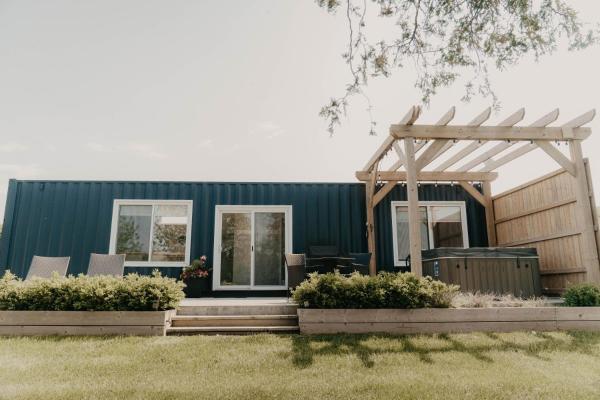 Inner Joy Getaways, Забронировать Дом для отпуска Элора Huron, Perth, Waterloo and Wellington
