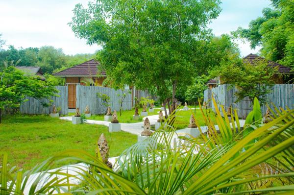 Villa Samalas Resort and Restaurant