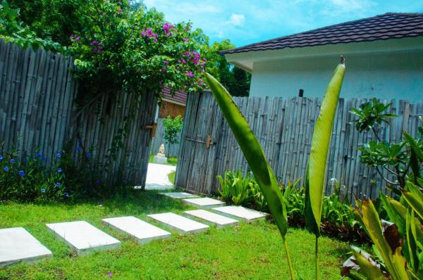 Villa Samalas Resort and Restaurant