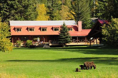 Tweedsmuir Park Lodge