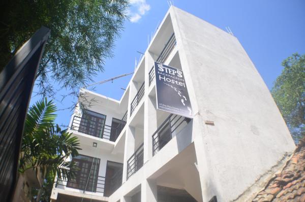 Steps Backpackers Hostel