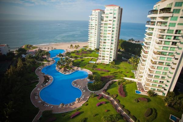 Shangri La Penthouses by Cheap Getaway