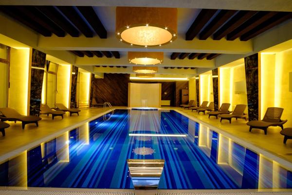Hotel Poezia, Забронировать Отель Luna Сату-Маре