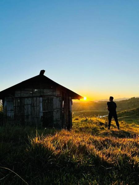 Sun Rice Homestay, Забронировать Проживание в семье Недорогие отели Рутенг, недорогие