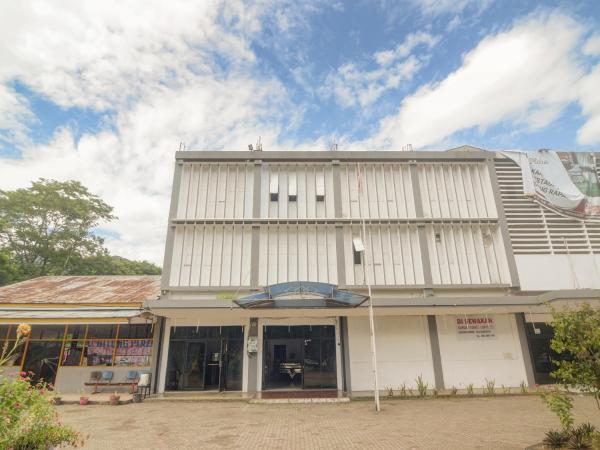 OYO 3424 Hotel Bitung Plaza