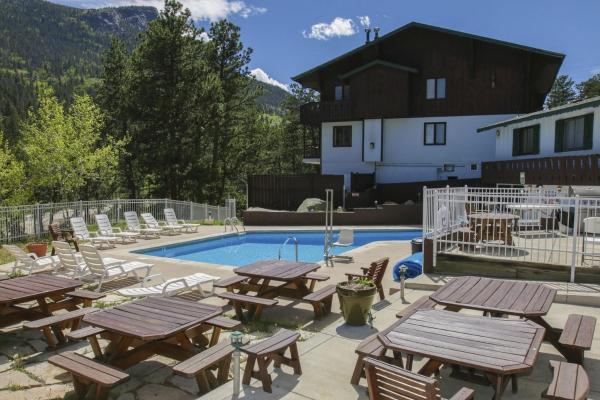 Fawn Valley Inn
