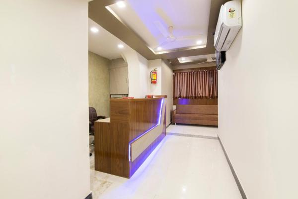 OYO flagship 48619 Hotel Anushri Villa