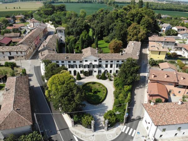Villa di Tissano
