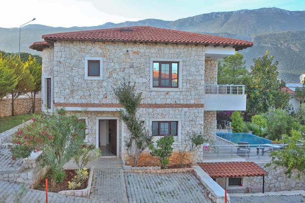 Merla Kas Villa Otelleri