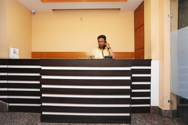 OYO 16058 Classic Inn