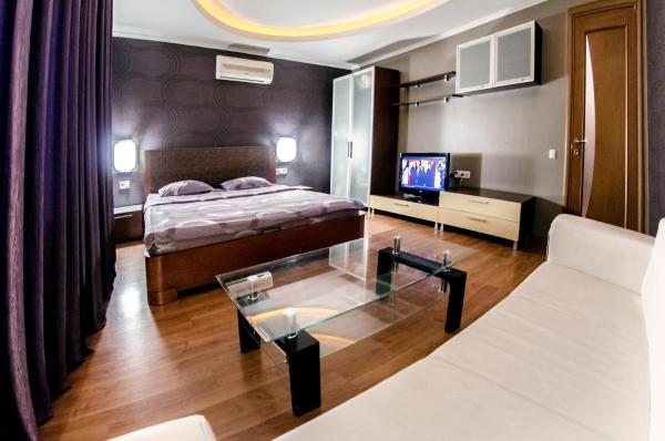 Hotrent Pechersk Lesy 20/22, Забронировать Апартаменты/квартира Киев Киевская область, рядом с Бизнес-центр Парус