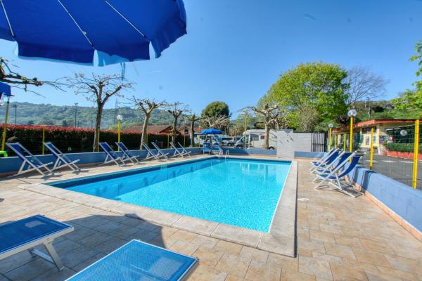 Camping Miraflores, Забронировать Кемпинг Кемпинги и глэмпинги Итальянской Ривьеры, Кемпинг