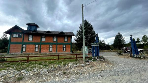 Hostal del río