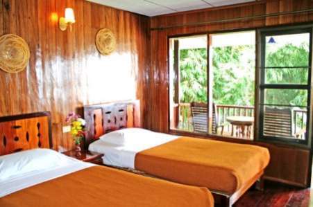 Ponnatee Resort