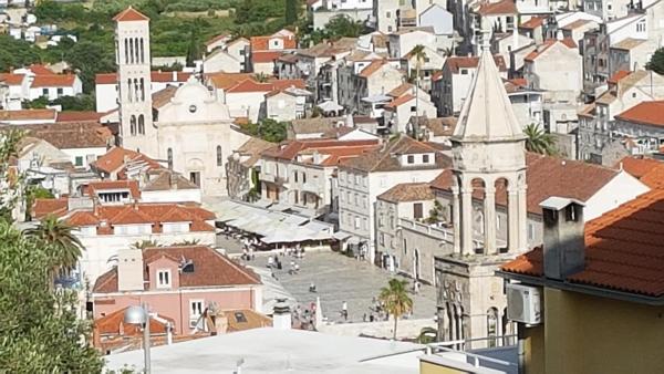 Apartments Sven, Забронировать Апартаменты/квартира Хвар Остров Хвар, рядом с Franciscan Monastery Hvar