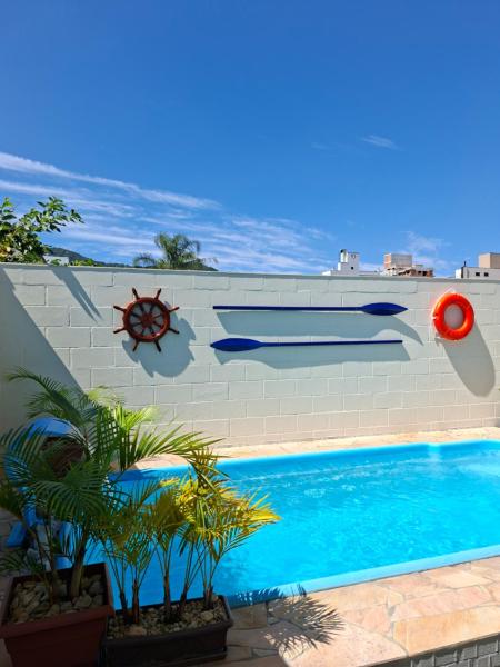 PENHAFLAT, STUDIO COMPLÉTO, C GARAGEM , A 700 m do parque e 120 m da praia