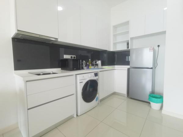 The Elysia Park Residence by Home Owner