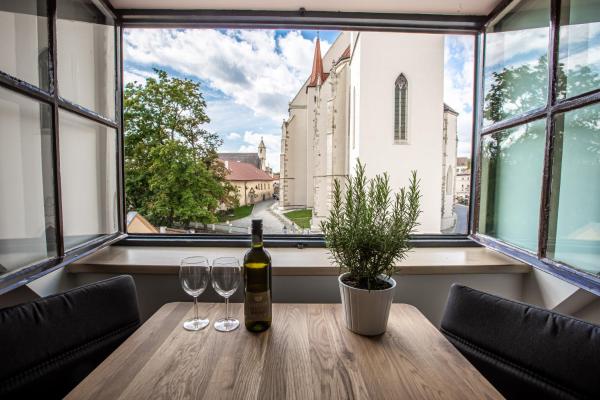Apartmány na Mikulášském náměstí, Забронировать Апартаменты/квартира Зноймо Thayatal