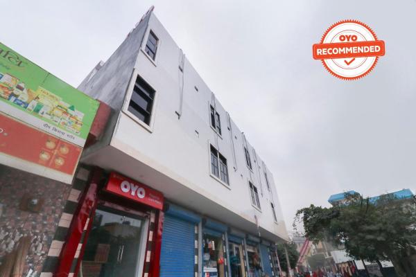 OYO Flagship 49326 CSRK