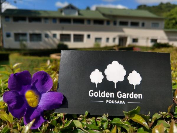 Pousada Golden Garden, Забронировать Отель Отели Кашамбу с бассейном, Бассейн
