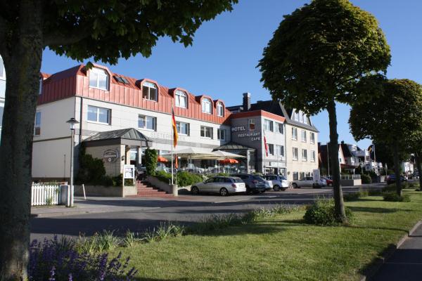 Hotel Seeterrassen, Забронировать Отель Лабё Bay of Kiel