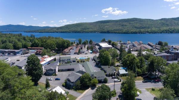 Adirondack Retreat Inn & Suites