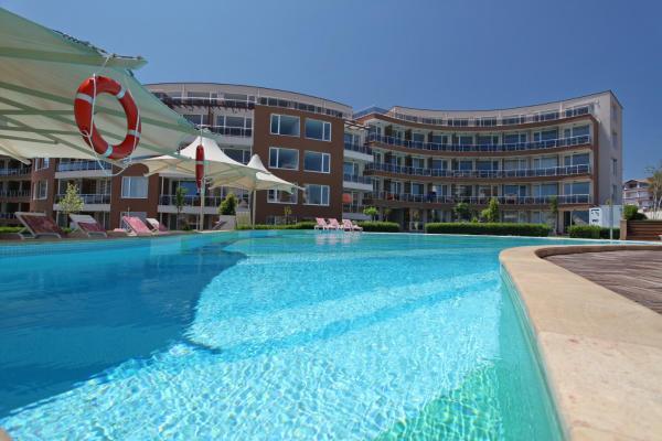 Apartments in Sunny Island Complex Черноморец