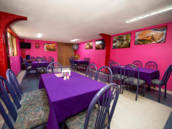 Hotel El Meson De La Luna