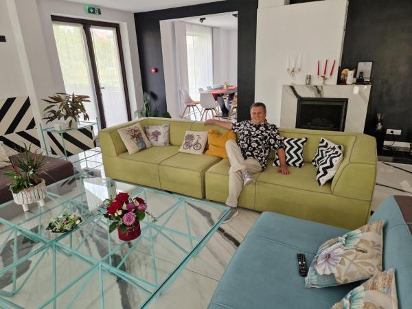 Niro Residence, Забронировать Гостевой дом Гура-Гуморулуй 