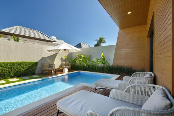 The Claremont Luxury Villas