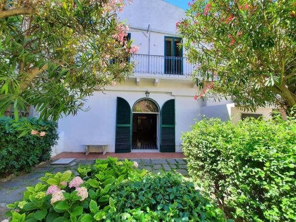 Il Giardino Nascosto B&B, Забронировать Отель «постель и завтрак» Васто Побережье Абруццо