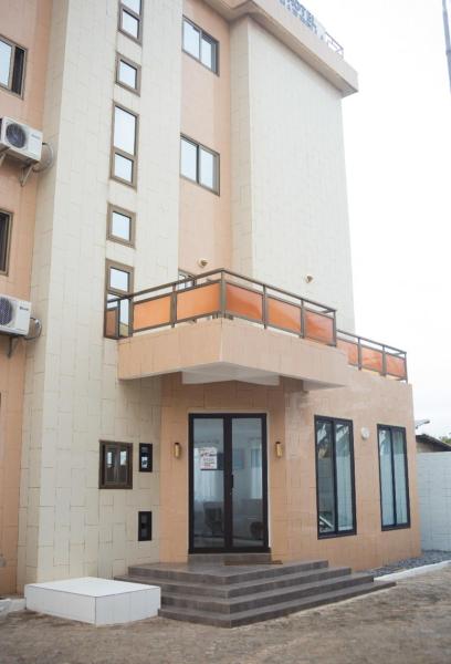 Hôtel Marbella, Забронировать Отель Ломе 