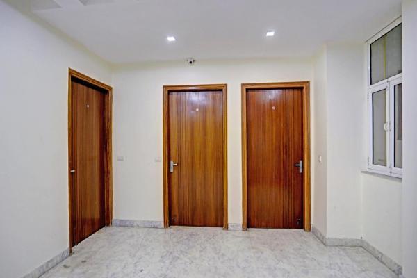 Townhouse Merriment Near ISKCON Temple Noida, Забронировать Отель Нойда штат Уттар-Прадеш
