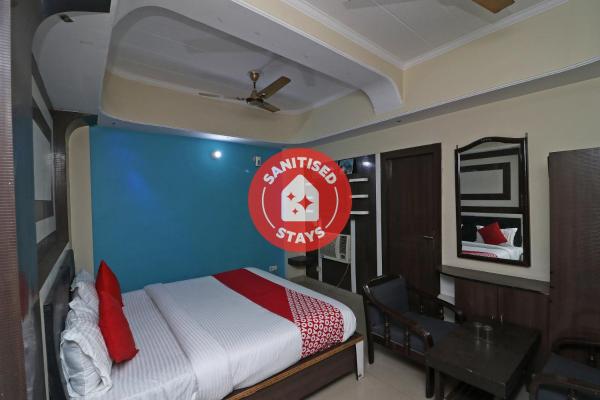 OYO 40857 Sri Ram Hotel & Restaurant