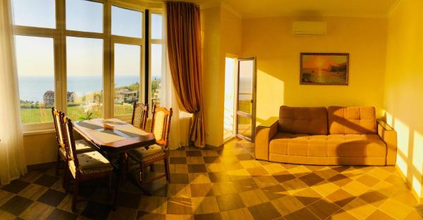 Гостевой дом Делюкс Классик Ливадия