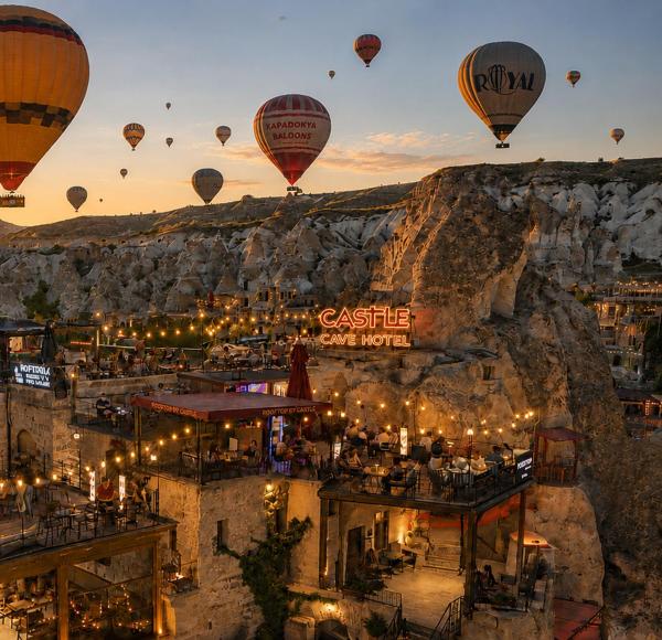 Castle Cave Hotel
