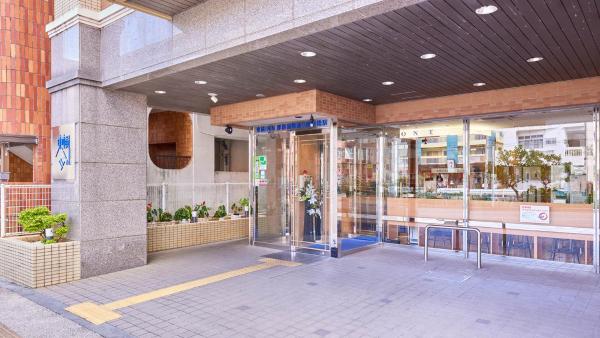 Toyoko Inn Okinawa Naha Kokusai-dori Miebashi-eki
