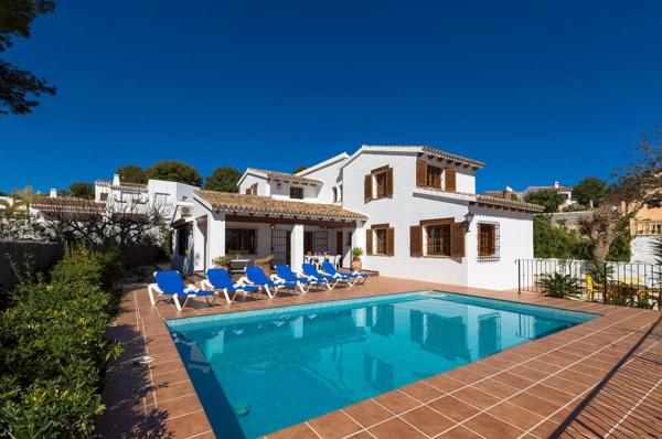 Villas Guzman - Andurina, Забронировать Вилла Морайра Коста-Бланка