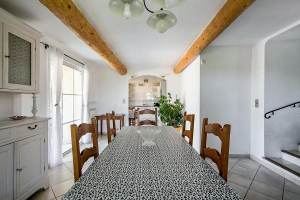 Villa charmante à La Tour-d'Aigues avec piscine privée