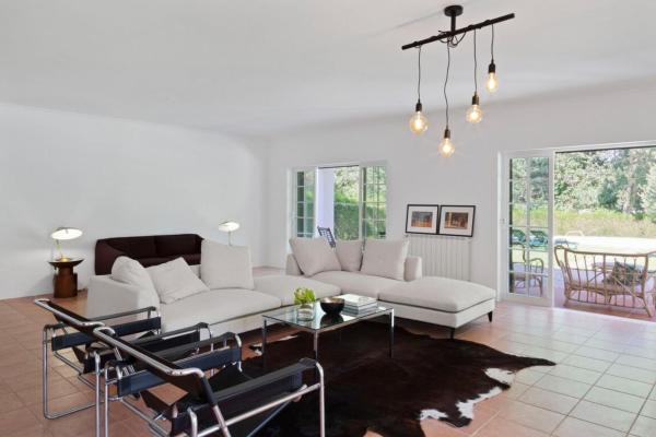 Luxury Golf Villa for 10 w Private Garden & Pool