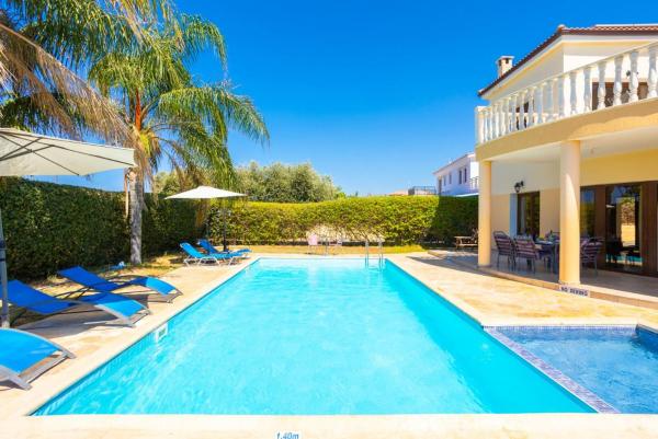 Villa Tsikkos Ena, Забронировать Вилла Magounda Пафос