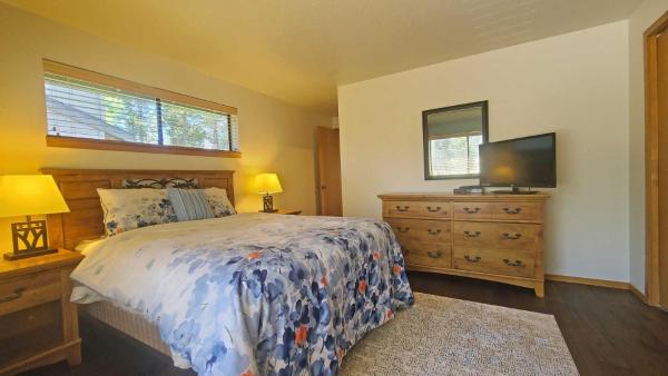 Fairway Village 14