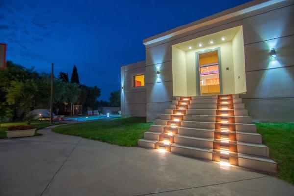 Zante Lagos holiday homes Treehouse and Villa