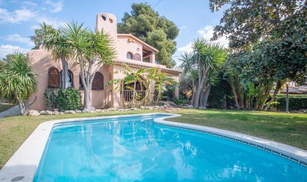 Villa tennis park with air conditionner, Забронировать Вилла Калафель El Baix Penedès