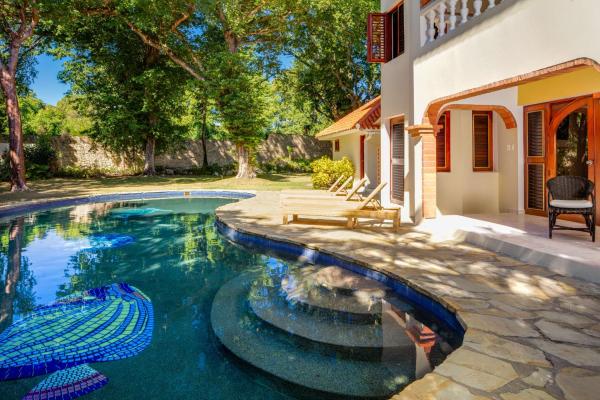 Sea Horse Ranch Villas by Caribe Stays