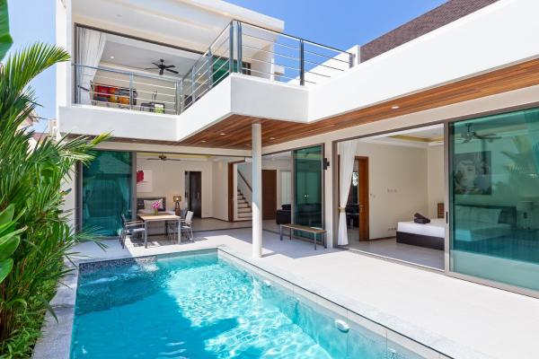 Exquisite Thai Balinese Pool Villa Mika