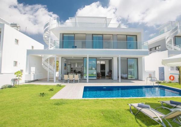 NISSI PEARL Holiday Villas Ayia Napa