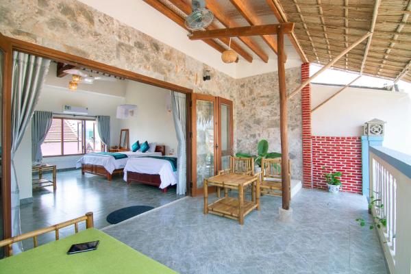 Seamist Ocean Villa, Забронировать Проживание в семье Cam An 