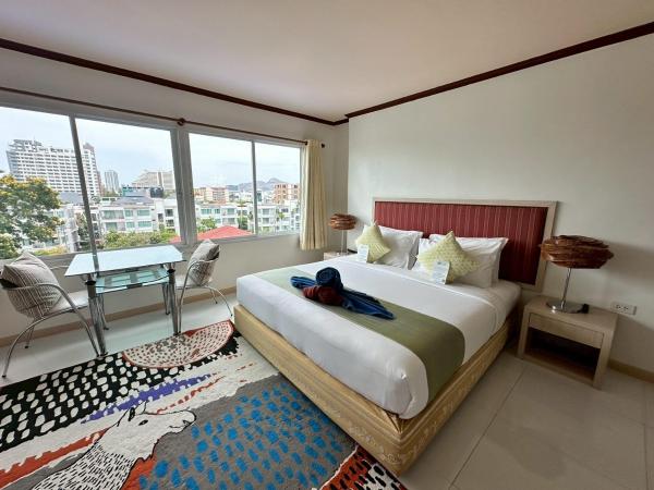 Thipurai Beach Hotel