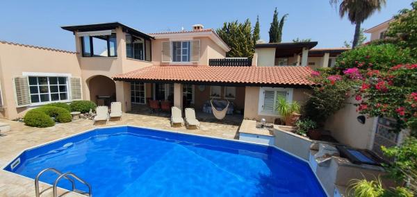 Villa Laonari, Забронировать Дом для отпуска Tsadha Пафос